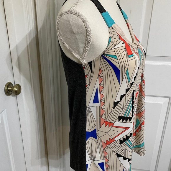 S Xhilaration Top Tan/Multi Colored Front and Charcoal Gray Back - Picture 2 of 7